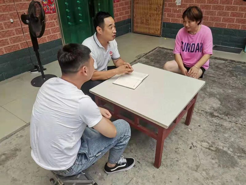 博農(nóng)乳業(yè)黨支部扎實開展“入戶訪民情、我來辦實事”活動